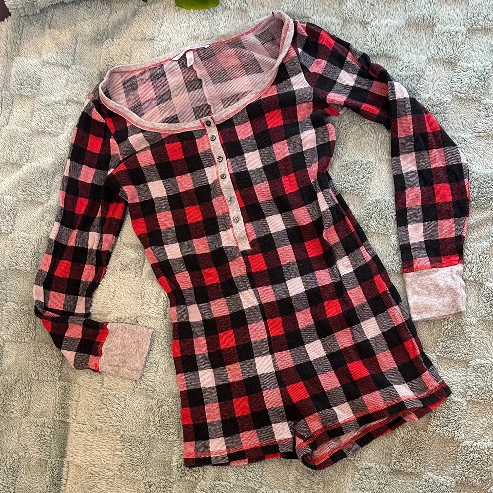 Victoria’s Secret Plaid Henley Romper – Size S, Cozy‎ Long Sleeve